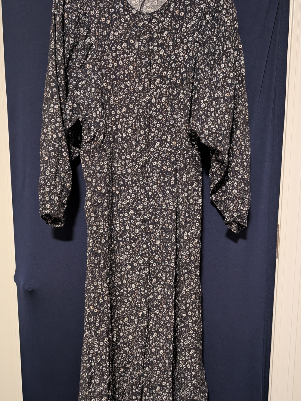 H&M Navy Blue Floral Maxi Dress Perfect For Fall 🍁